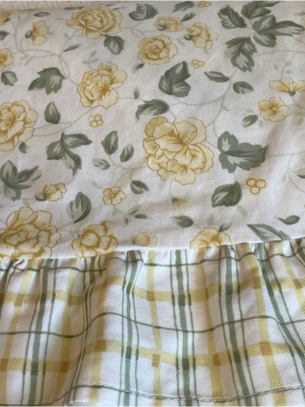 Waverly Table Topper Cover Yellow and Green Floral Cotton tablecloth 35x35